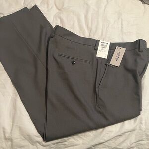 New with tags mens dress pantss. Size 36w x 29L